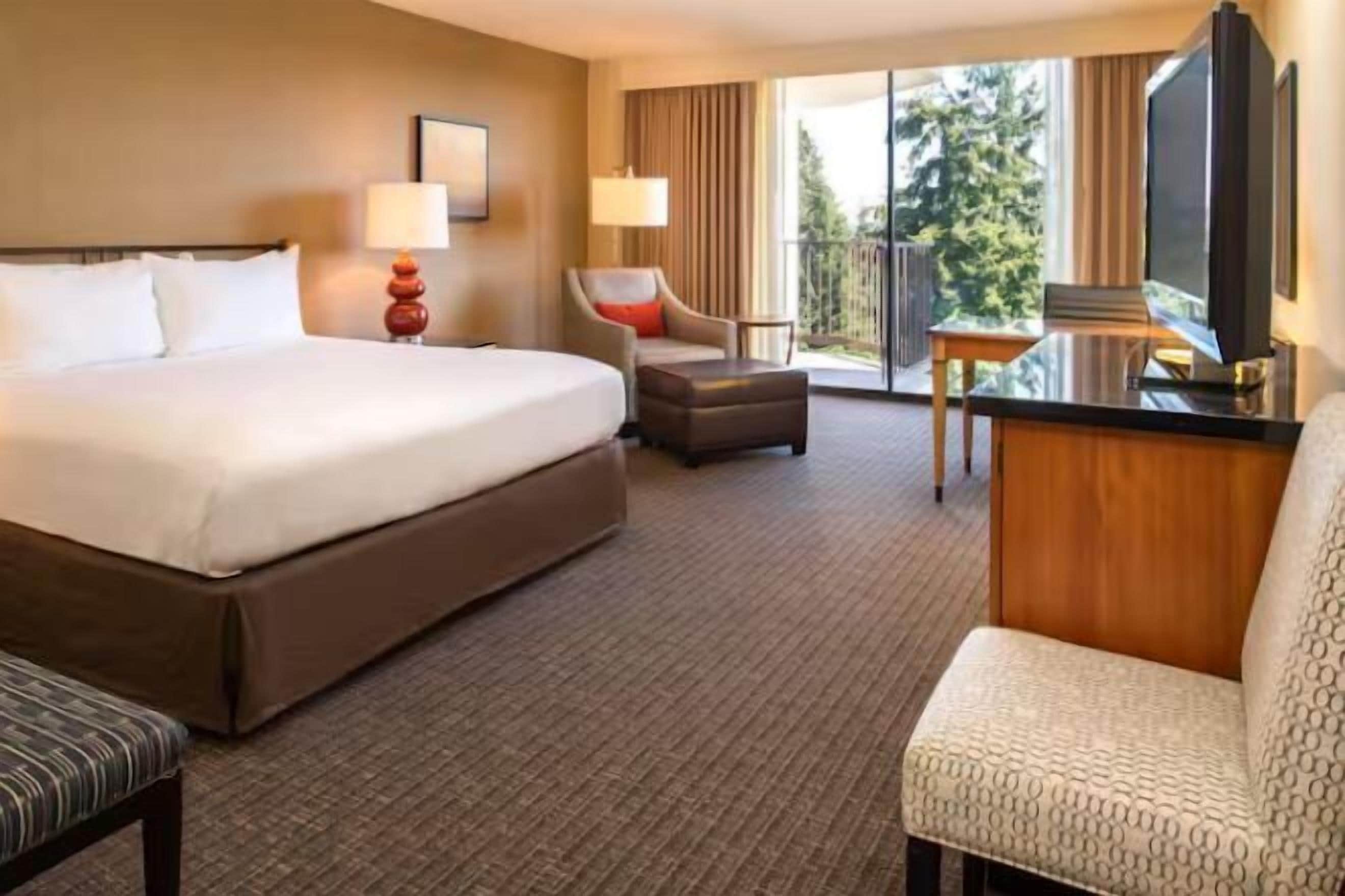 Premium bedding, down comforters, pillowtop beds, in-room safe