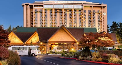 DoubleTree by Hilton Seattle Airport