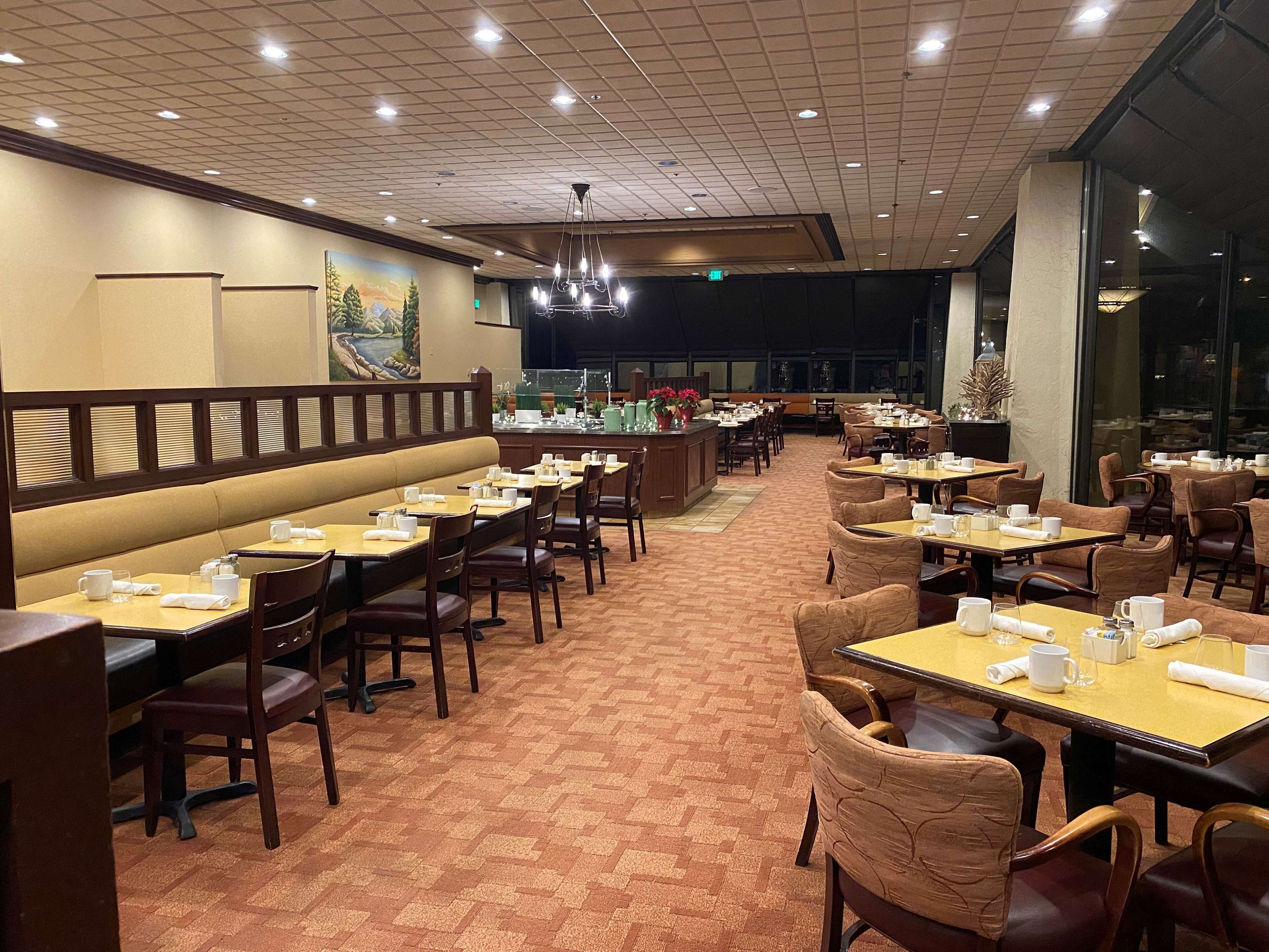 daily full breakfast (usd 24 per person)