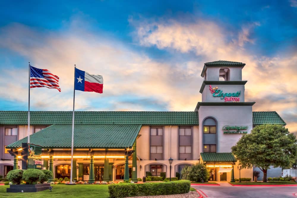 MCM Elegante Suites Abilene