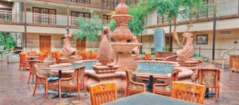 MCM Elegante Suites Abilene