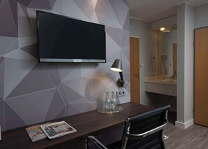 Literie de qualité, coffre-fort, bureau