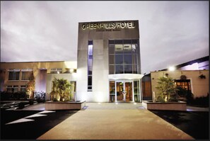 Exterior - Greenhills Hotel (Limerick)