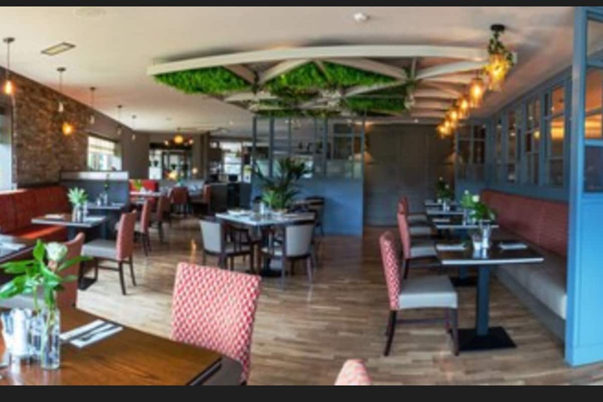 restaurant