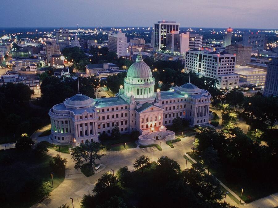 Kamer, 1 kingsize bed, toegankelijk voor mindervaliden, uitzicht op stad | Uitzicht op de stad