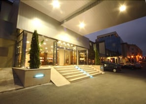 Front of property – evening/night