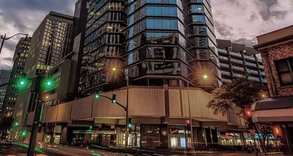 Aston at the Executive Centre Hotel