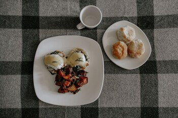 Daily full breakfast for a fee at Sentinel Hotel