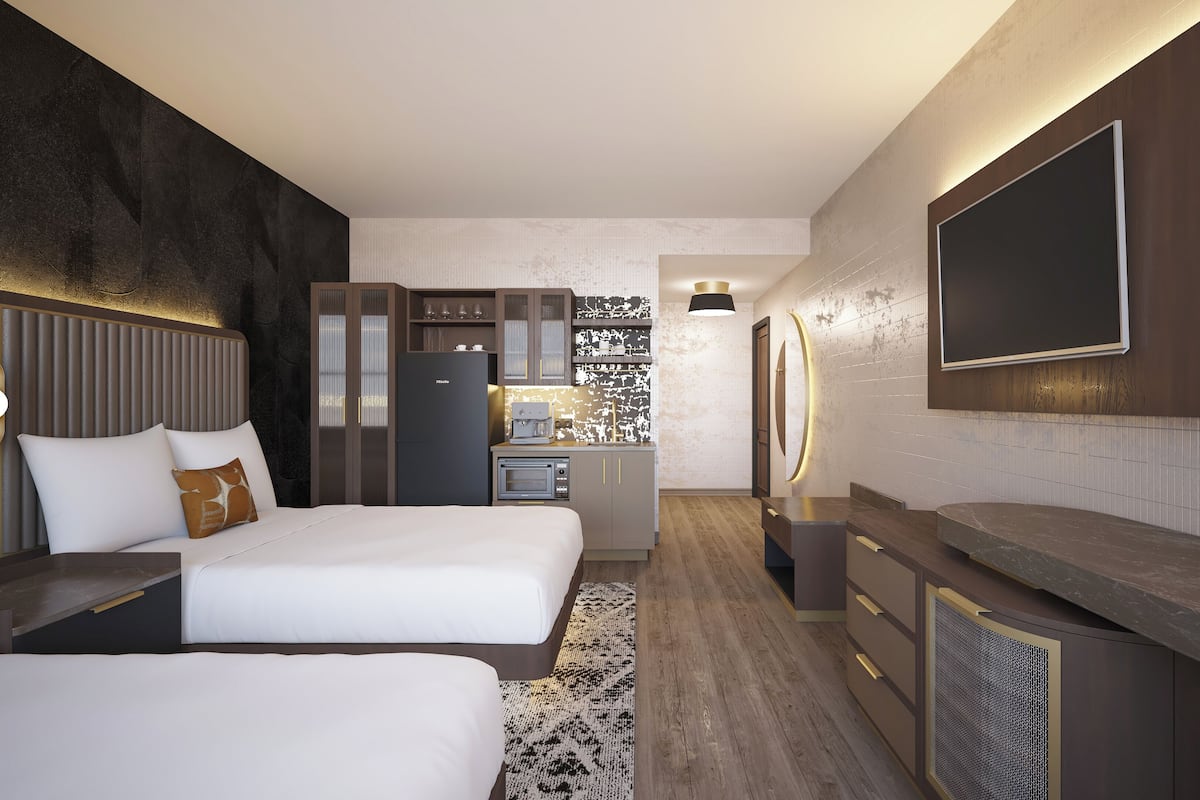 Premium bedding, pillowtop beds, in-room safe, desk