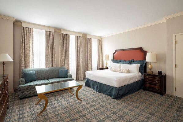 Premium Room, 1 King Bed | Premium bedding, pillowtop beds, in-room safe, desk - The Berkeley Hotel (Richmond)