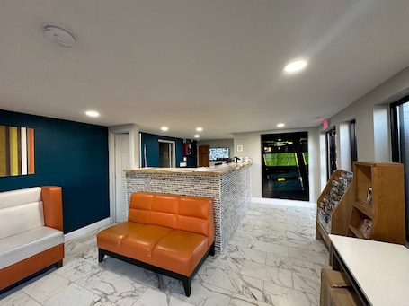 Lobby. Rodeway Inn Jonesboro - Atlanta South