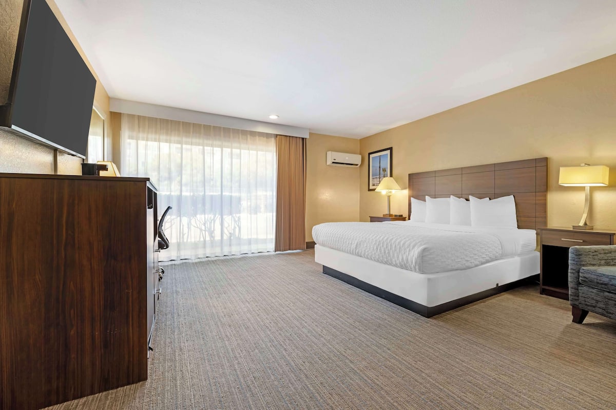 In-room safe, desk, blackout curtains, iron/ironing board