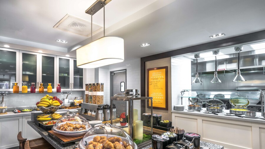 Hilton Garden Inn Reagan National Airport