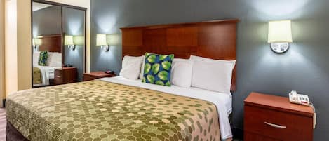 Standard Room, 1 King Bed, Non Smoking