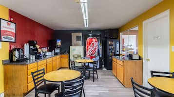 Free continental breakfast