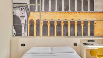 Chambre Double Supérieure, non-fumeurs | Coffres-forts dans les chambres, bureau, chambres insonorisées