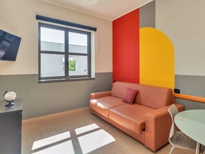 Standard Apartment, 1 Bedroom, Non Smoking | Living area | TV - B&B Hotel Cremona (Cremona)