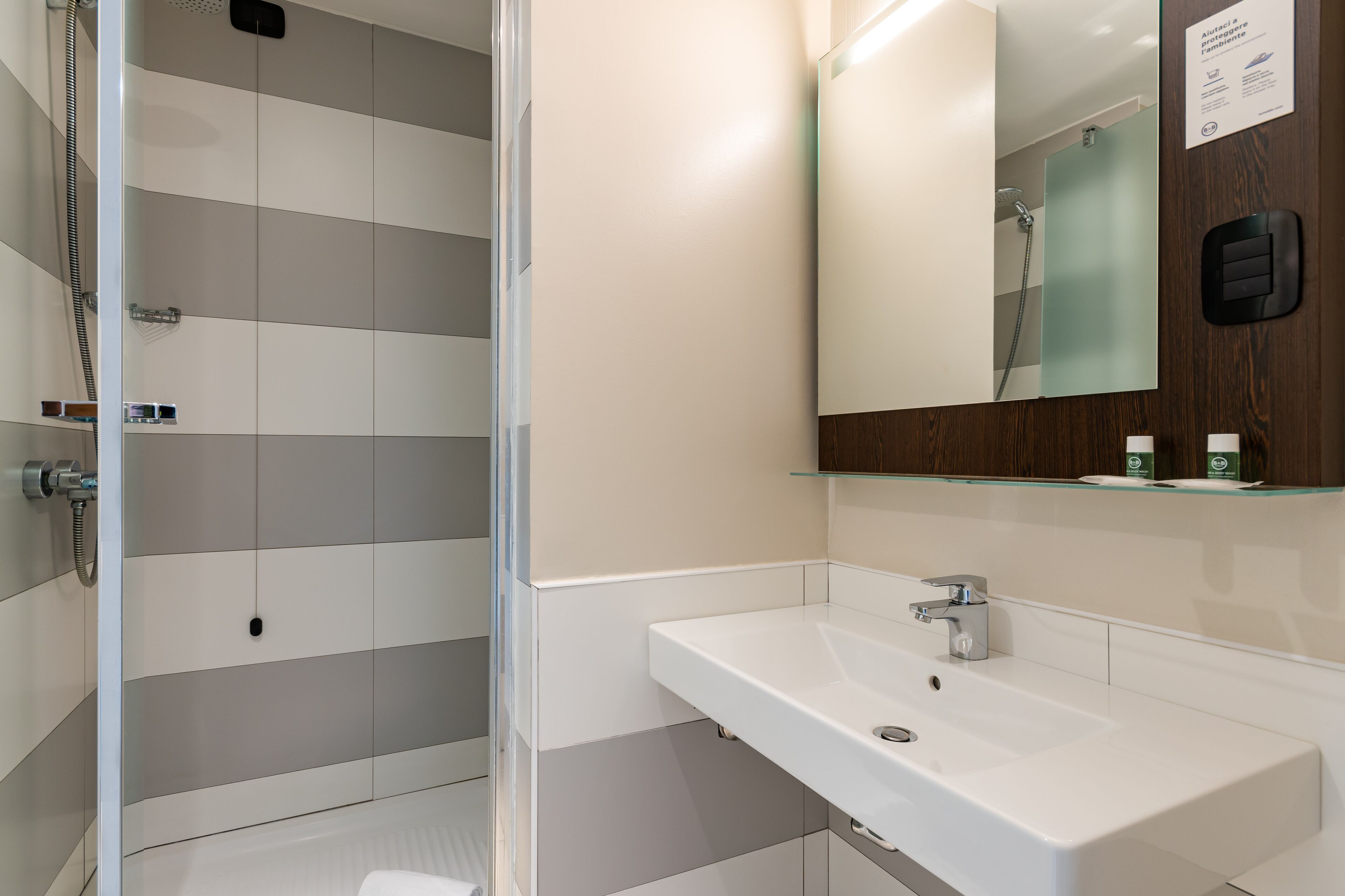 Shower, free toiletries, hair dryer, towels