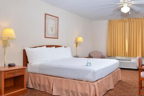 Tabla de planchar con plancha, cunas y despertador 