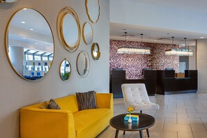 Lobby - Sheraton Edison (Edison)