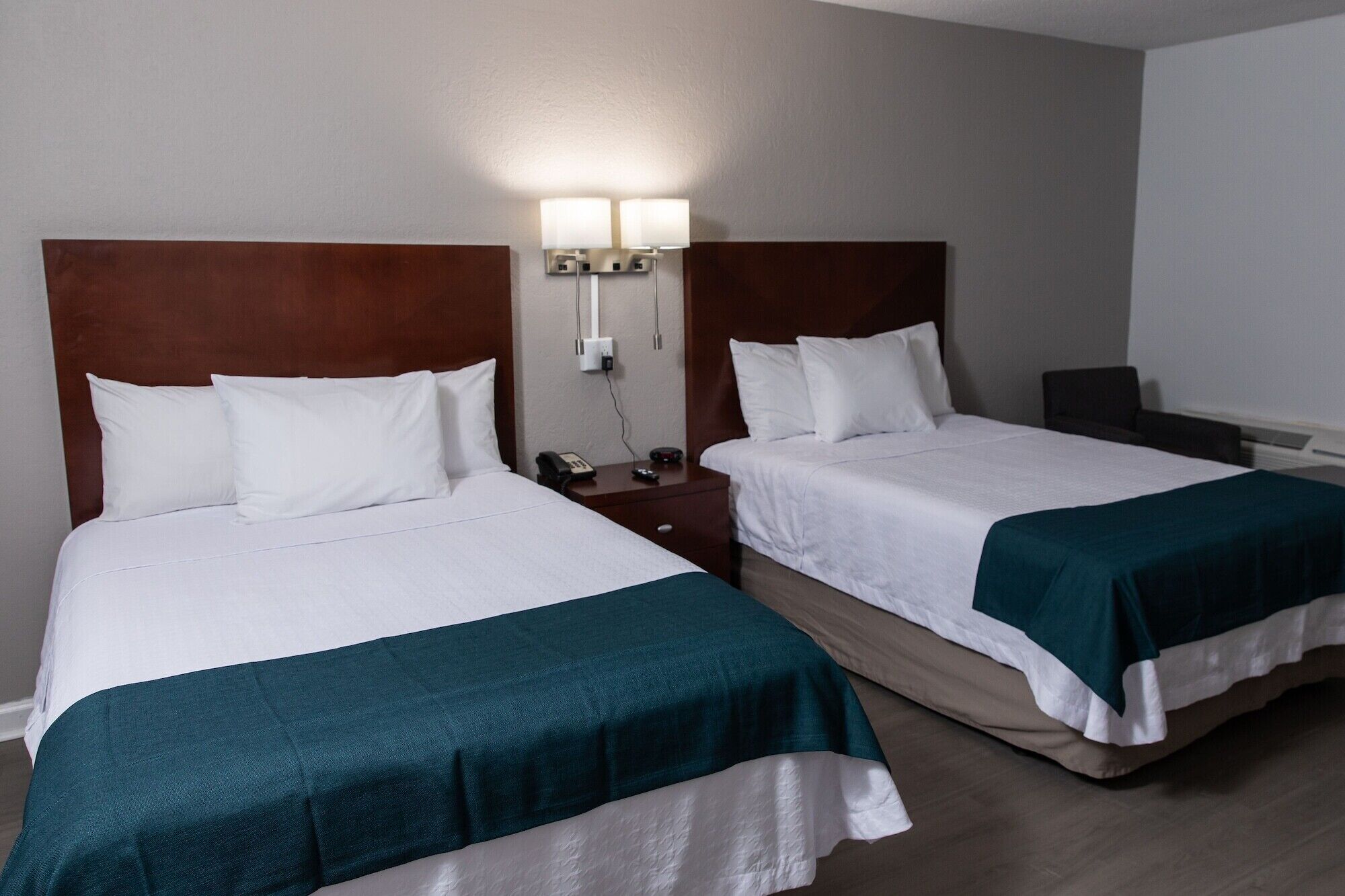 بديكورات فريدة لكل غرفة وطراز فريد لكل وحدة ومكتب