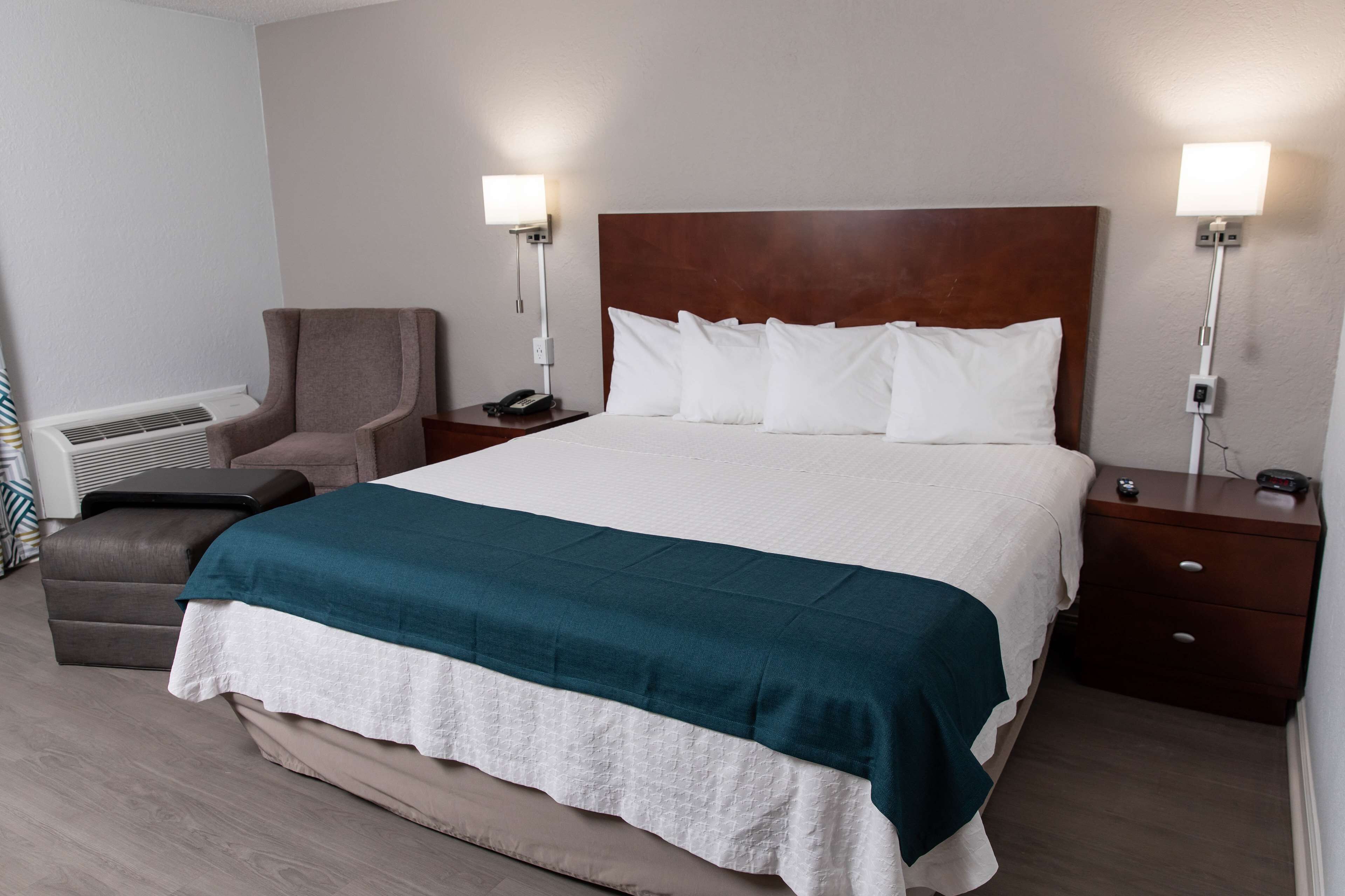 Individually decorated, individually furnished, desk, laptop workspace