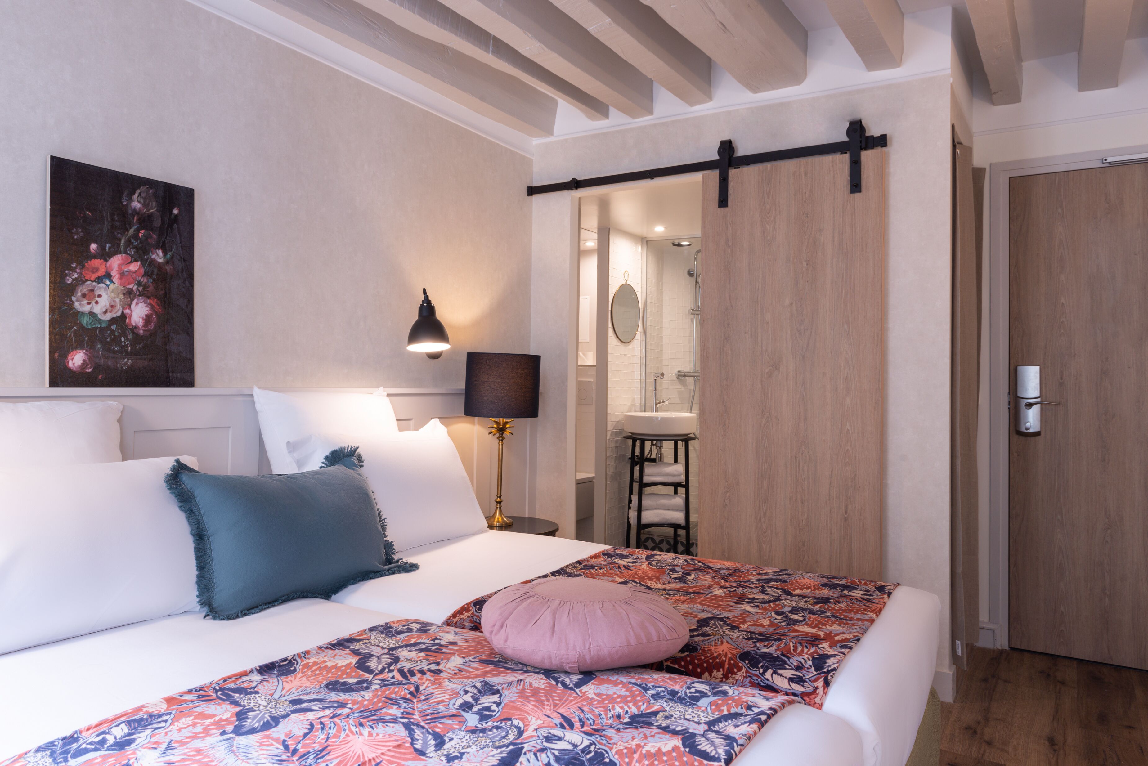 twin room | premium bedding, minibar, in-room safe, desk