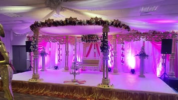 Banquet hall