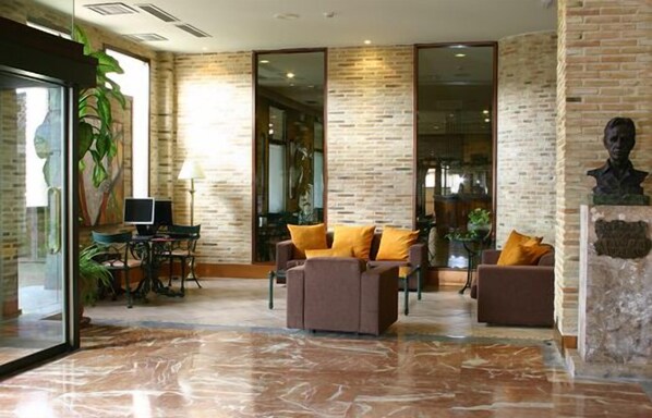 Sala de estar en el lobby