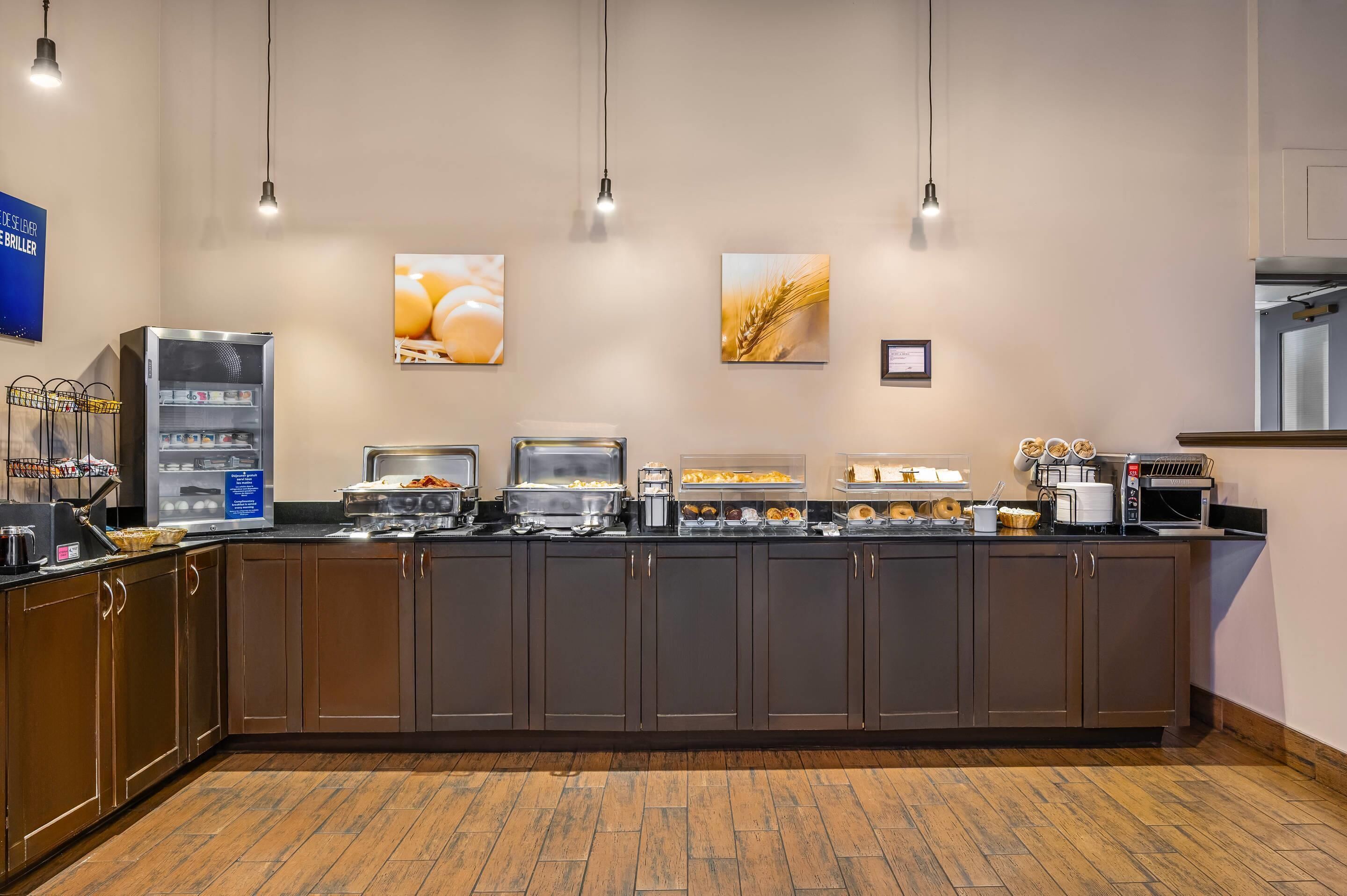 Free daily full breakfast 