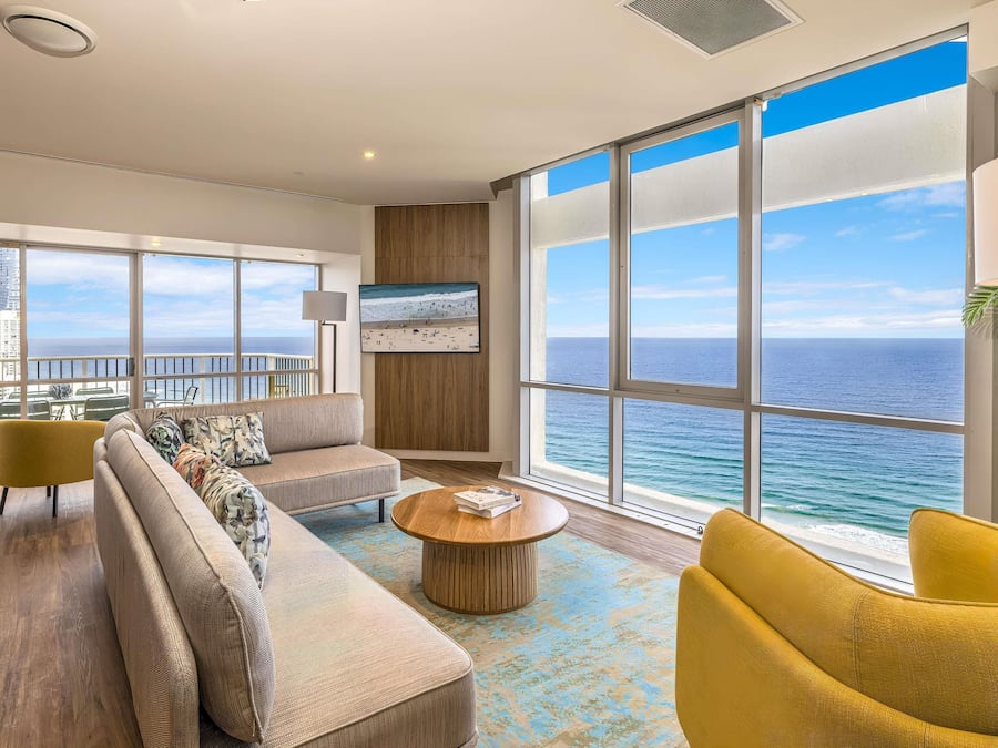 Penthouse, 4 Bedrooms | Hypo-allergenic bedding, in-room safe, desk, blackout drapes