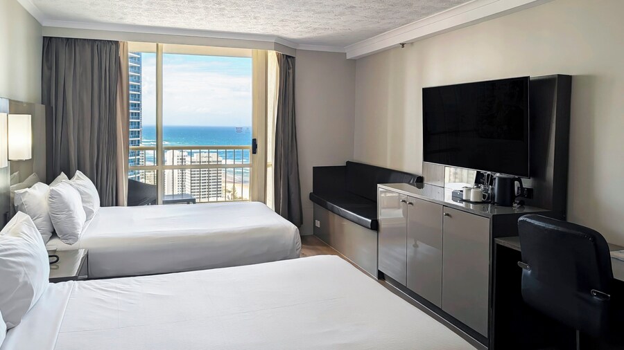 Novotel Surfers Paradise