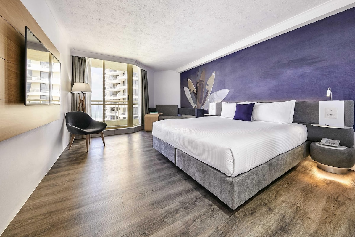 Hypoallergeen beddengoed, een kluis op de kamer, een bureau