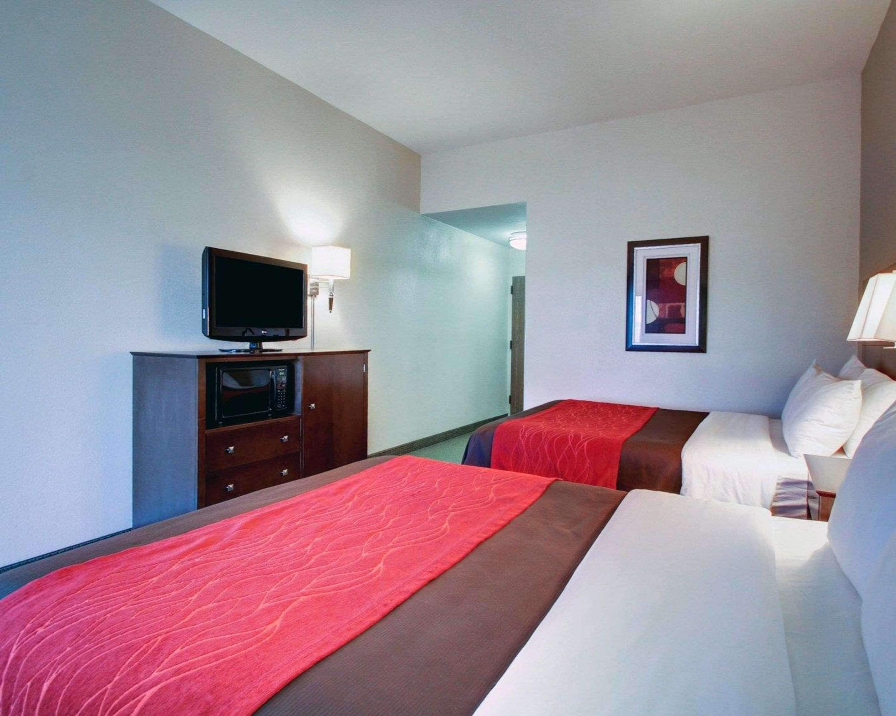 standard room, 2 queen beds, non smoking | in-room safe, blackout curtains, soundproofing, iron/ironing board