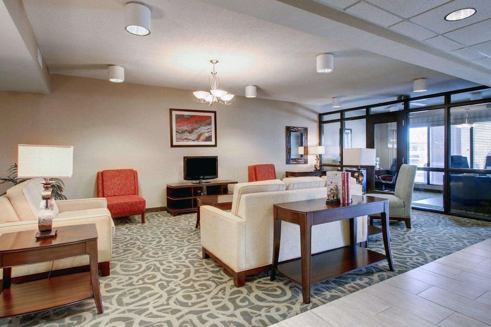 Comfort Inn & Suites Moss Point Pascagoula