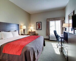 In-room safe, blackout curtains, soundproofing, iron/ironing board - Comfort Inn & Suites Moss Point Pascagoula (Moss Point)