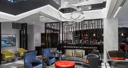 Holiday Inn & Suites Vancouver Downtown by IHG