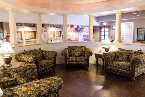 Baymont Inn & Suites by Wyndham Lafayette/Purdue Area