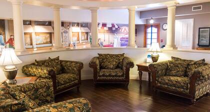 Baymont Inn & Suites by Wyndham Lafayette/Purdue Area