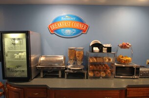 Free daily continental breakfast