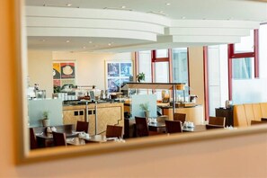 Unclassified image, 2 of 45, button