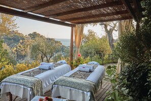 Badstue, tyrkisk bad/hamam, kroppsbehandlinger og aromaterapi