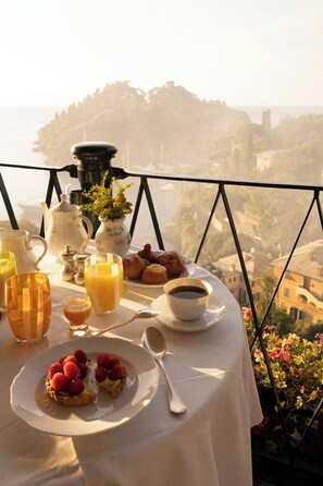 Desayuno completo incluido