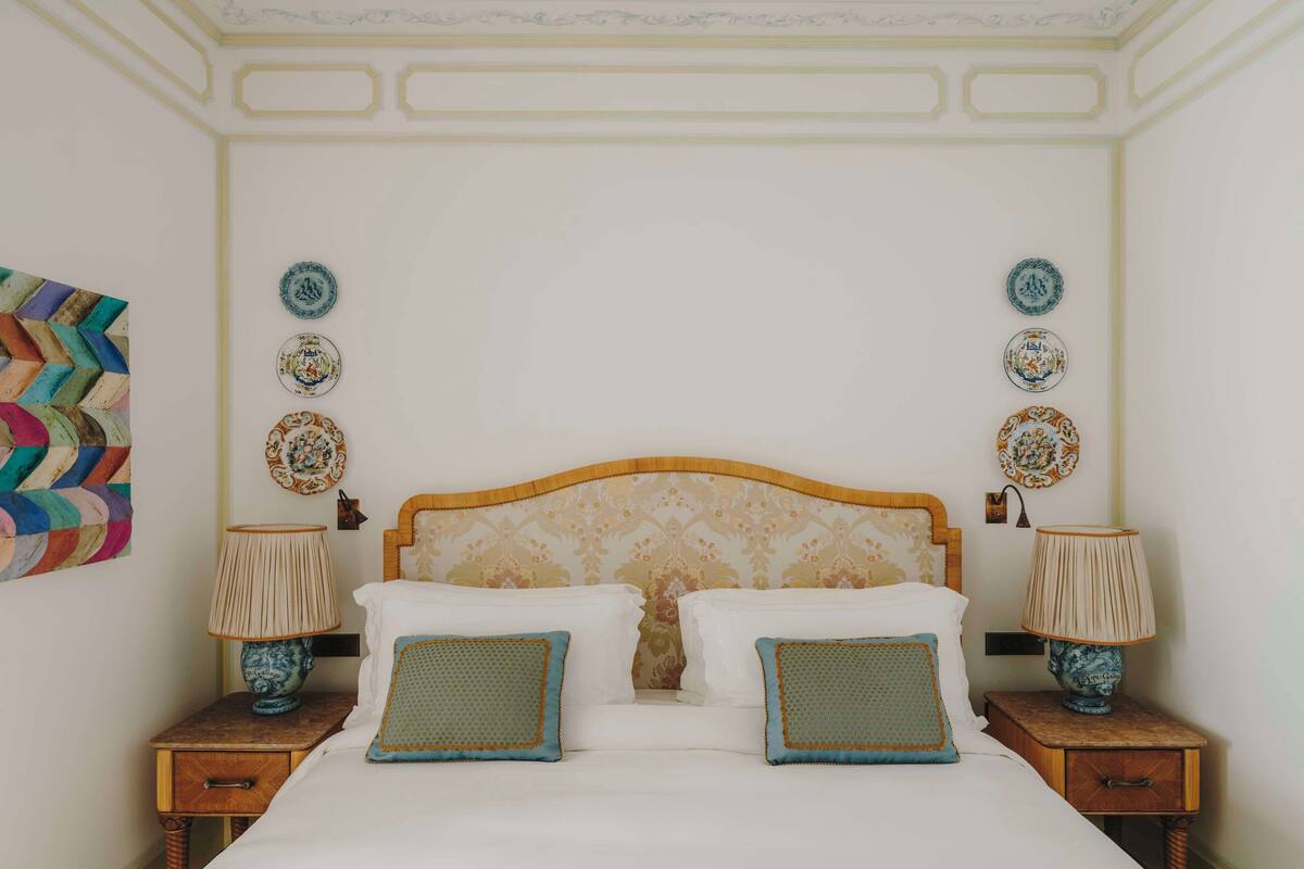 Junior Suite (Prestige) | Hypo-allergenic bedding available, down comforters, minibar