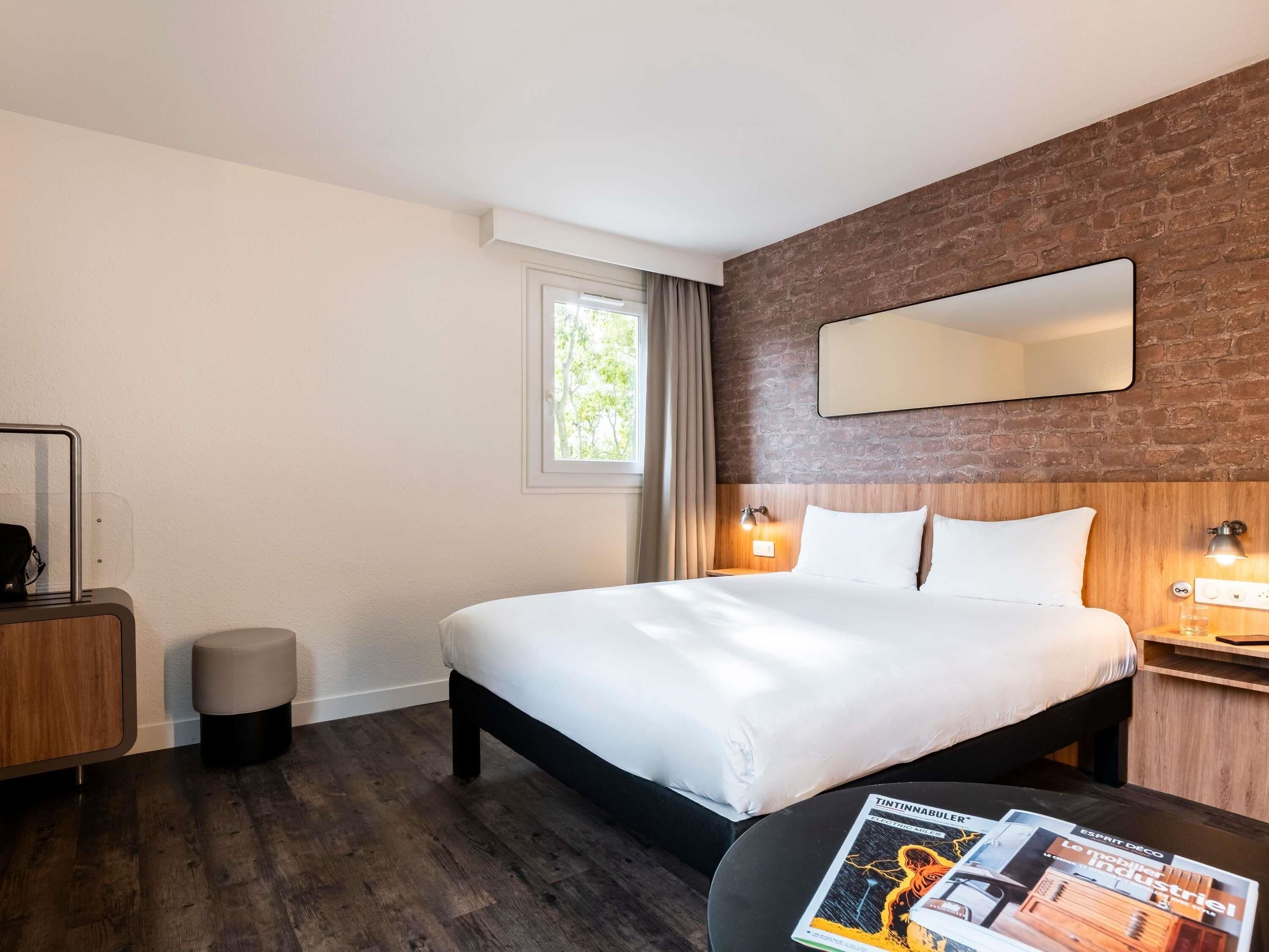 Habitació estàndard, 1 llit doble, accessible | Roba de llit d'alta qualitat, escriptori i habitacions insonoritzades 