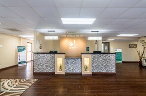 Lobby - Quality Inn Shawnee (Shawnee)