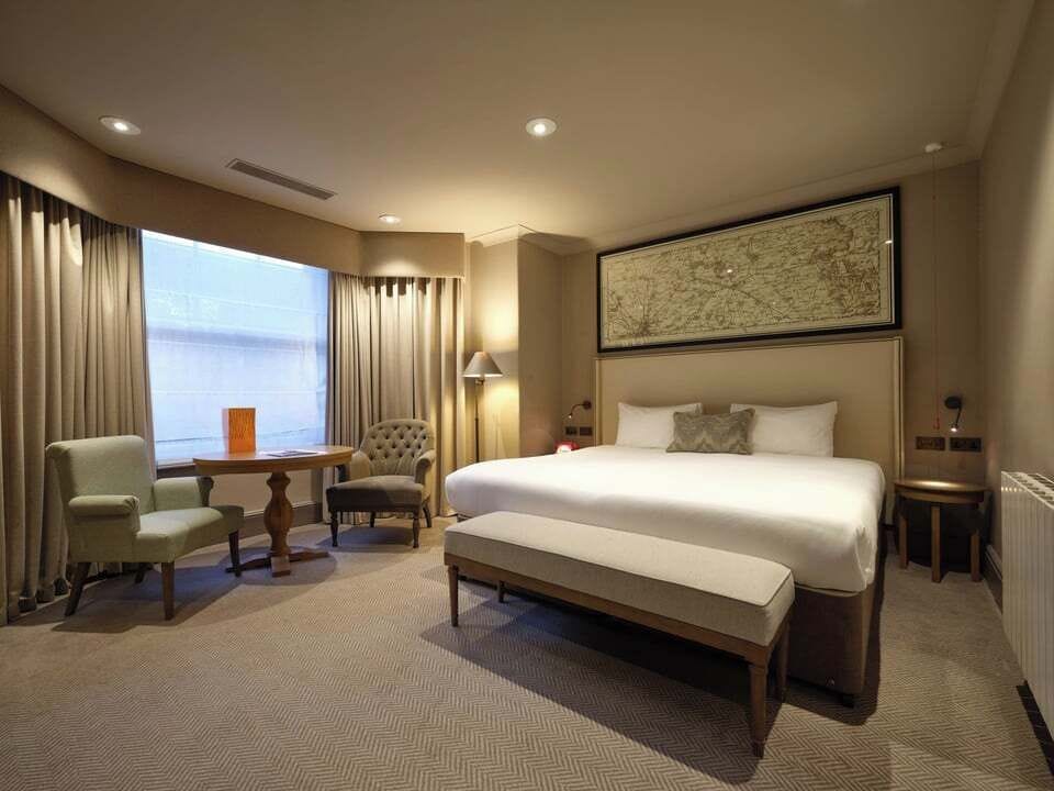 Habitación estándar doble, accesible para personas con discapacidad | Caja fuerte, escritorio, tabla de planchar con plancha y wifi gratis