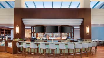 Serves dinner and happy hour