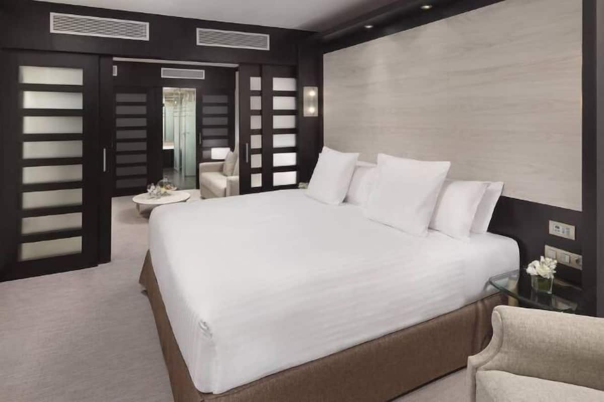 Literie de qualité supérieure, minibar, coffres-forts dans les chambres