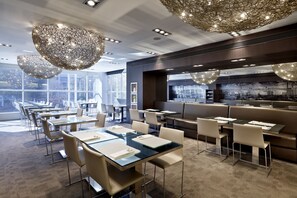 Daily buffet breakfast for a fee - Melia Barcelona Sarrià (Barcelona)